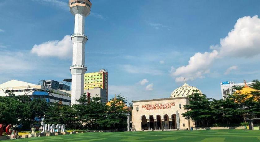 Kedaton Hotel Bandung Exteriér fotografie