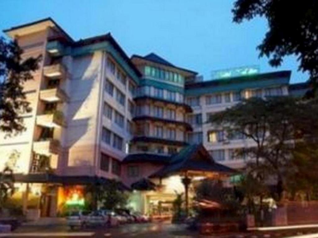 Kedaton Hotel Bandung Exteriér fotografie